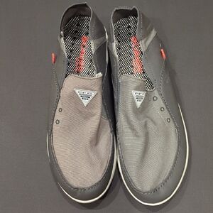 Gray Loafers with Minimalist Design and Comfortable Fit